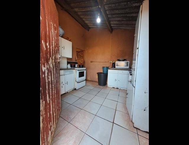 2 BEDROOM HOUSE FOR SALE IN DOBSONVILLE